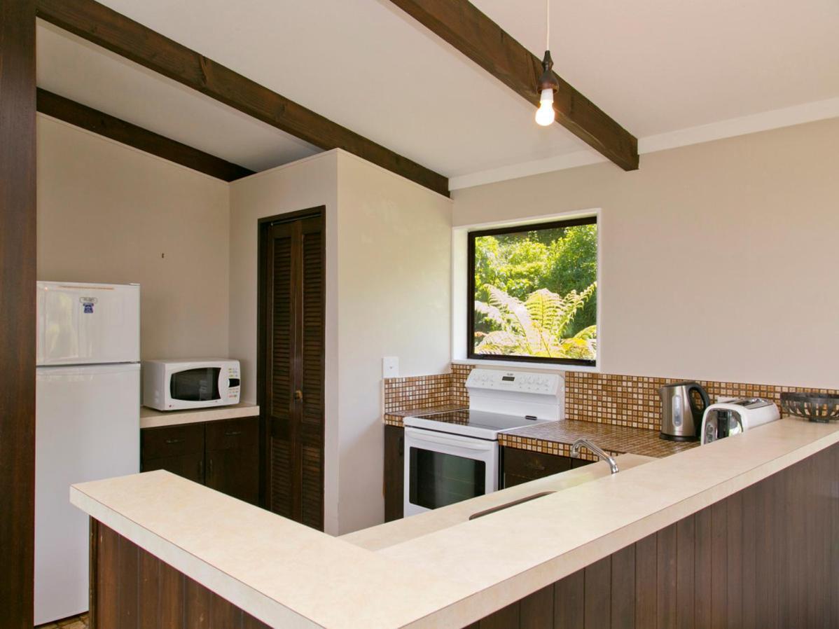 Acacia View At No 3 - Acacia Bay Holiday Home Taupo Zewnętrze zdjęcie