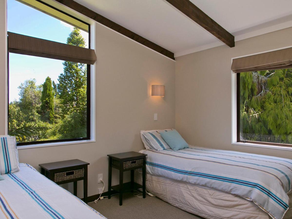 Acacia View At No 3 - Acacia Bay Holiday Home Taupo Zewnętrze zdjęcie
