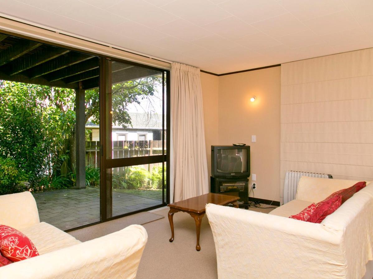 Acacia View At No 3 - Acacia Bay Holiday Home Taupo Zewnętrze zdjęcie