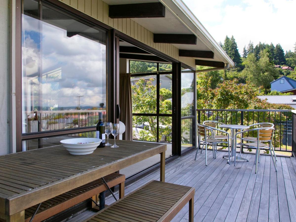 Acacia View At No 3 - Acacia Bay Holiday Home Taupo Zewnętrze zdjęcie